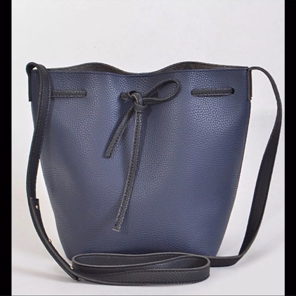 Purse.